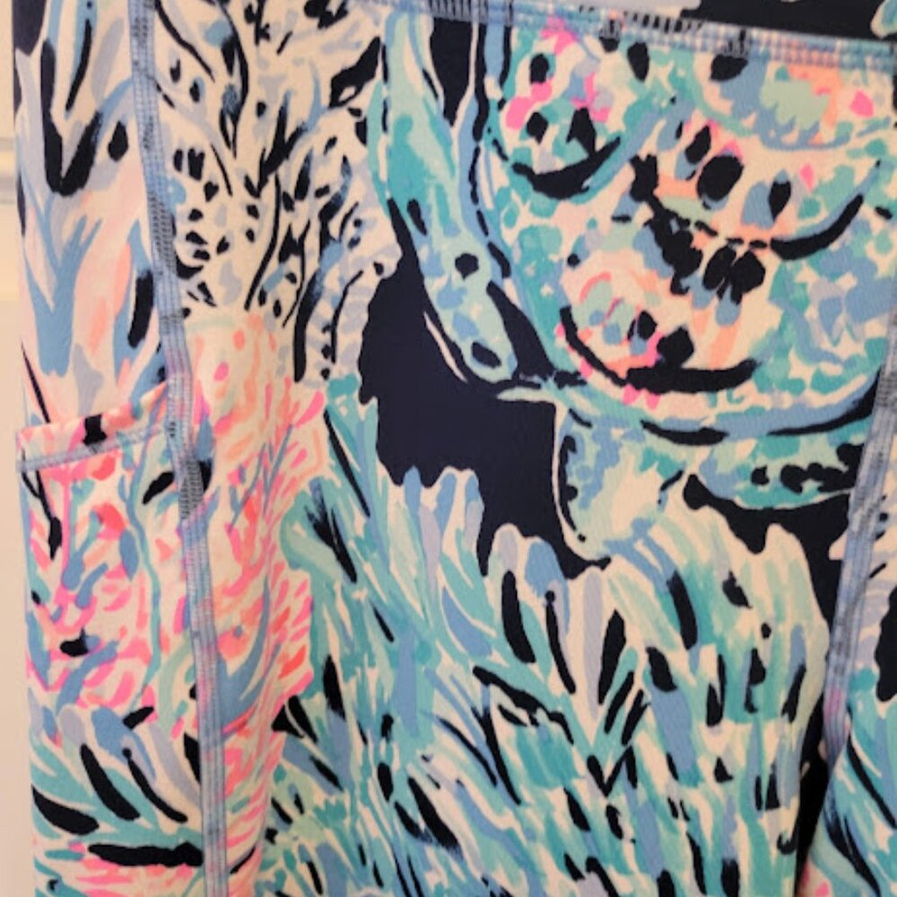 Lilly Pulitzer Weekender High-Rise Full Length Leggings Navy Party Paradise XL - Picture 3 of 5